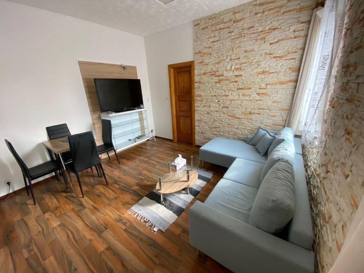 Apartment Hlinská Ceske Budejovice Exterior foto